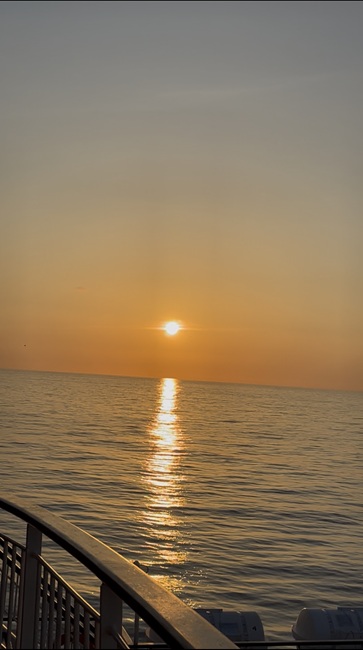 フェリーからの夕日